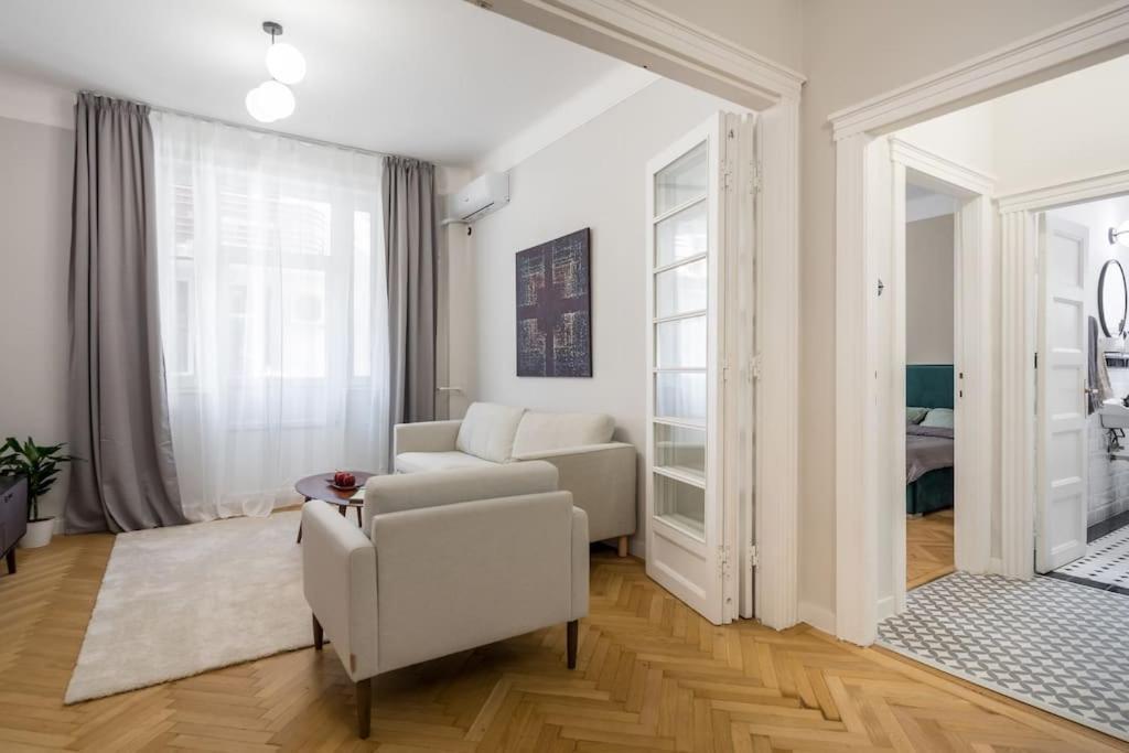 Exquisite Art Deco 2Br Apartment Prime Location Bukarest Exterior foto